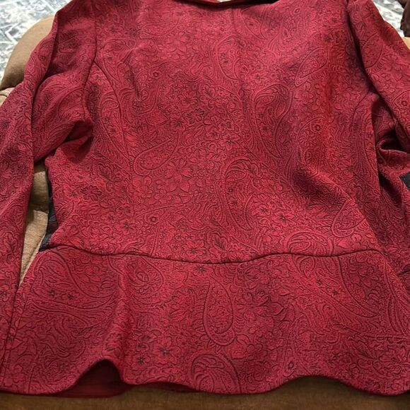 Vtg. 1990’s Just In Thyme Ltd. Red Paisley Skirt Suit with Black Lace Accents. S - Picture 8 of 12